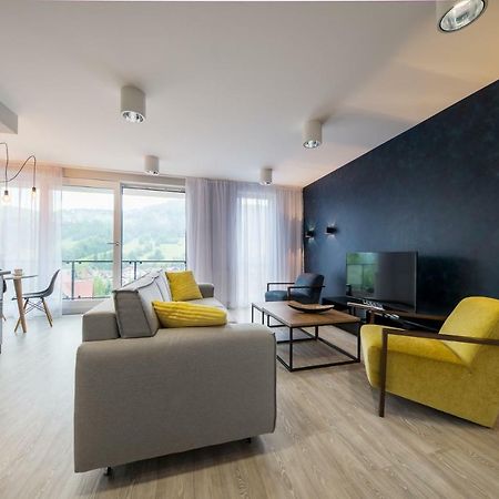 シュチルクApartament Pod Lasemアパートメント エクステリア 写真